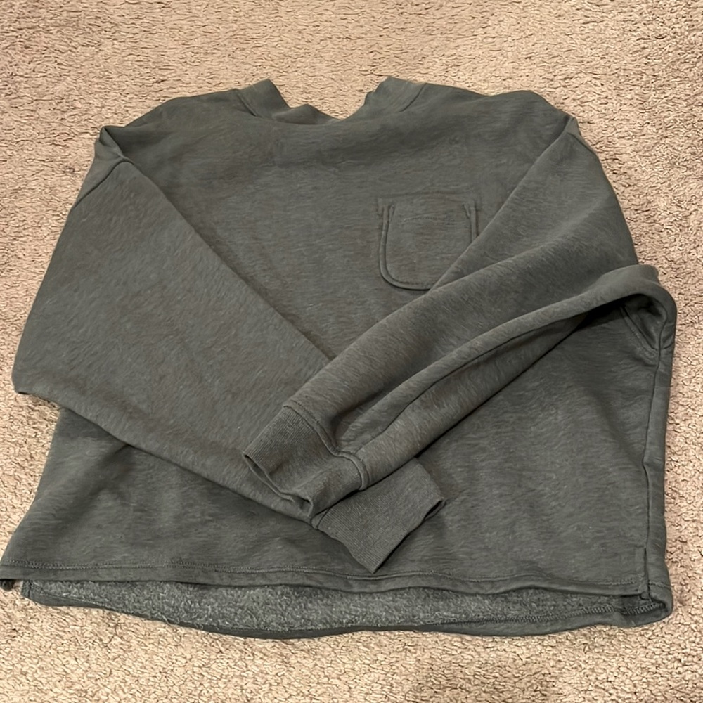 crew neck sweater
